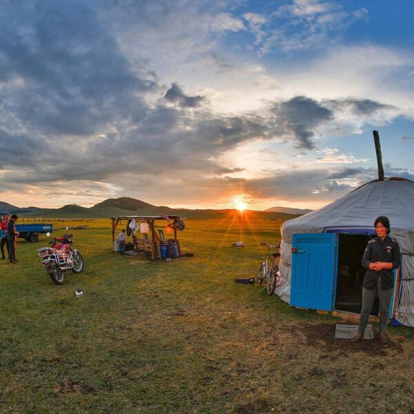 Gobi Desert Safari  In Mongolia - Luxury Vacations and Holidays